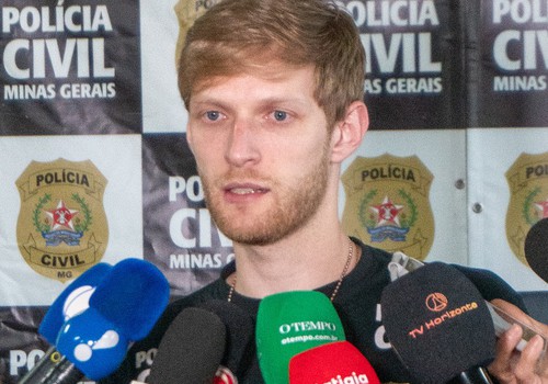 PC prende suspeito de usar jogos online, redes sociais e plataformas de mensagens para aliciar crianças em MG