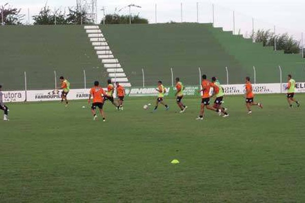 Mamoré espera o apoio da torcida para vencer o Araxá e continuar na briga