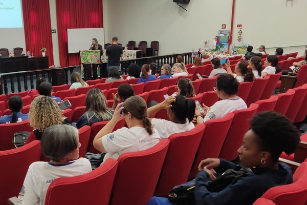 Semana da Luta Antimanicomial reúne especialistas em debate acerca da saúde mental em Patos de Minas