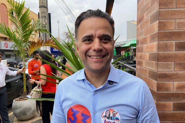 Candidato a presidente da OAB Minas Gerais, Gustavo Chalfun visita Patos de Minas