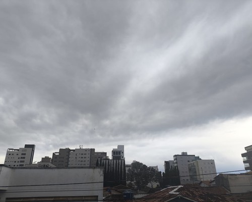 Defesa Civil emite alerta para tempestades e grandes volumes de chuva em Patos de Minas