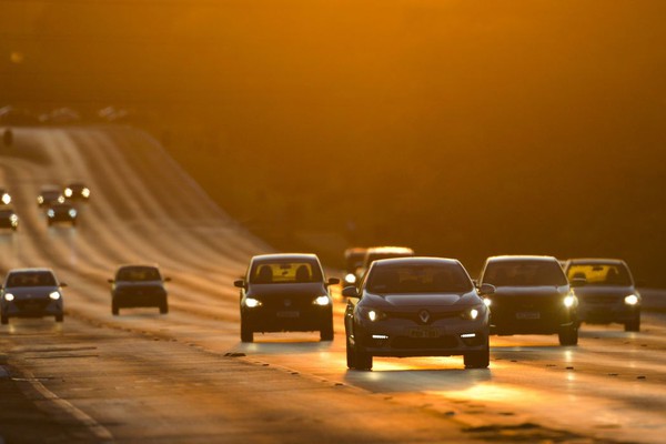 Motoristas podem aderir ao cadastro positivo a partir de hoje