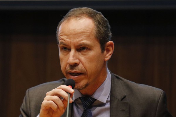 Ricardo Cappelli será ministro interino do GSI