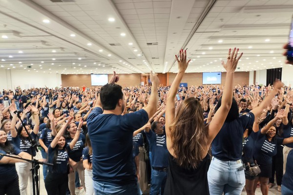 Prefeitura comemora Dia do Servidor com festa no Centro de Convenções do Unipam