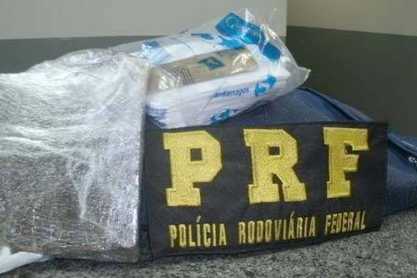 Operação Fronteira da PRF, PC e PM aprende droga e pescado irregular na BR 365