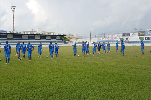 URT terá semana decisiva no mineiro e na Copa do Brasil e diretoria pede o apoio da torcida