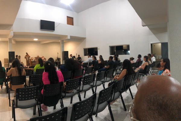 Assembleia de Deus Missão do Bairro Aurélio Caixeta realiza o encontro de prevenção ao suicídio