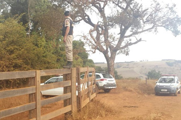 Acusado de matar ex-namorada é visto em estrada e PM monta grande operação