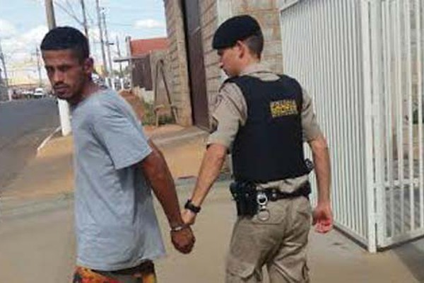 Jovem se finge de mudo em Lagoa Formosa, mas acaba preso ao dizer que não obedeceria os policiais