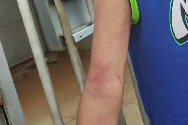 Jovem aciona a Polícia e diz que foi agredido e ameaçado com pistola durante acerto com patrão