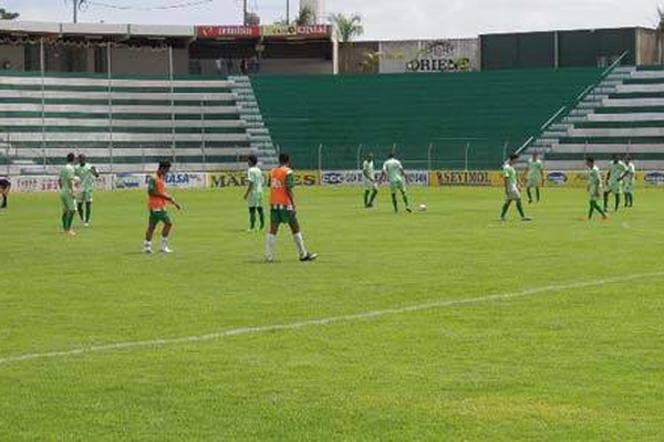 Nacional faz 6 a 1 no time de João Pinheiro no primeiro amistoso em Patos de Minas