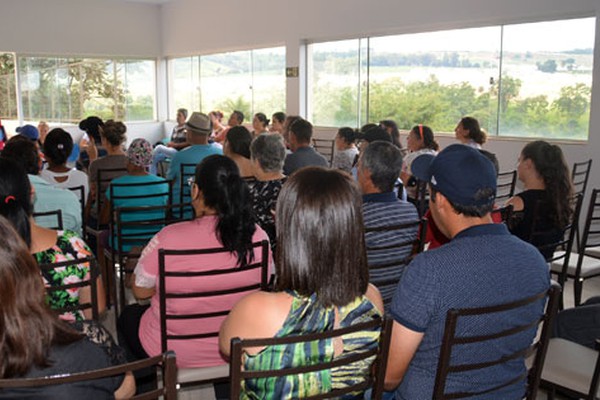 Fundação Pró-Curar-Se reúne portadores de câncer e anuncia transporte  para Barretos