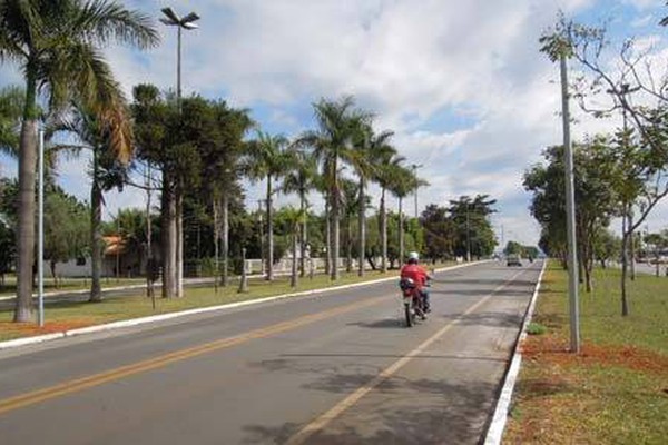 DNIT inicia a instalação de radares na avenida J.K e na BR 354 para reduzir acidentes