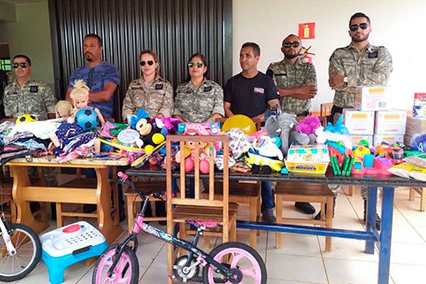 Policiais Penais se unem e realizam doação de Natal para crianças da Casa da Acolhida