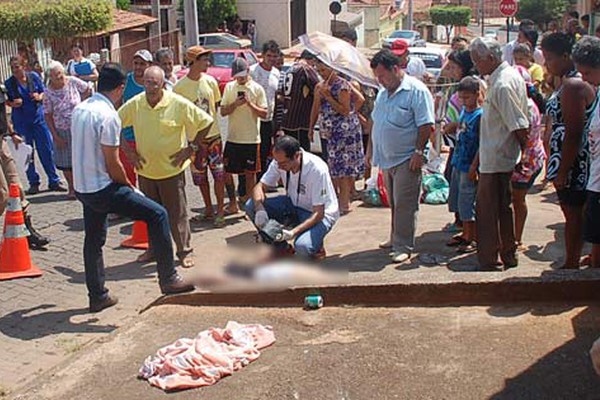 Ciclista perde o controle em descida, cai e morre em trágico acidente no Cristo Redentor