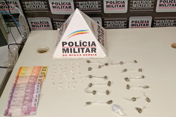 PM apreende três garotos de 15 anos em Patrocínio com dezenas de porções de crack e maconha