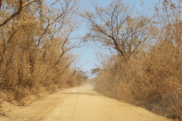 Prefeito Falcão e Deputado Zé Vitor anunciam asfaltamento da estrada de Alagoas