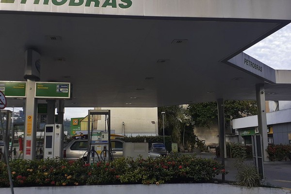 Petrobras anuncia redução de R$ 0,40 no preço do diesel