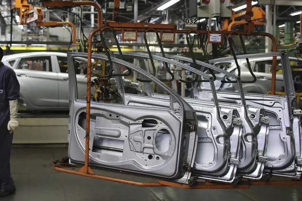 Produção industrial sobe 0,1% em junho, depois de dois meses de queda