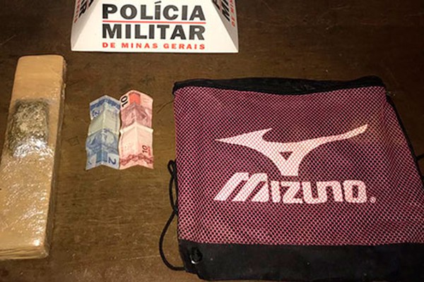 Durante Operação Alferes, PM prende casal com barra de maconha em Patrocínio