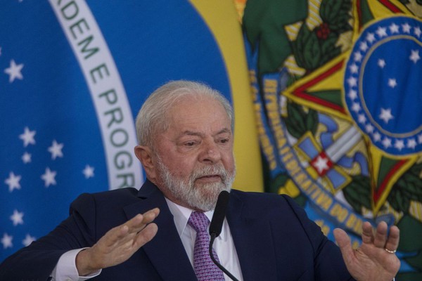 Lula receberá comando temporário do Mercosul