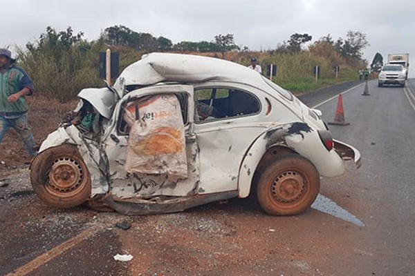 Três pessoas morrem em grave acidente na BR354 no município de São Gotardo