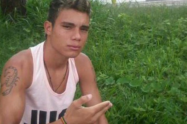 Desaparecimento de jovem já dura 21 dias e pai continua desesperado em busca do filho