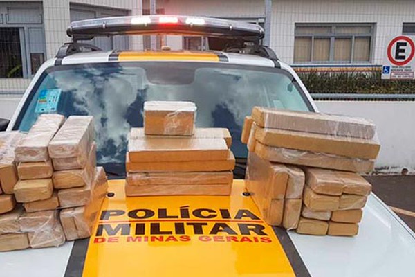 Polícia Militar Rodoviária faz uma das maiores apreensões de droga de 2018 em Patos de Minas